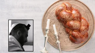 הזמר פתח את ההופעה ב'שמע ישראל' וריגש אלפים
