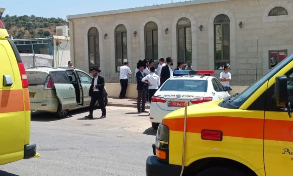 פעוטה נשכחה ברכב