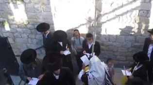 המקובלים התאספו לתיקון המיוחד בגג ציון הרשב"י