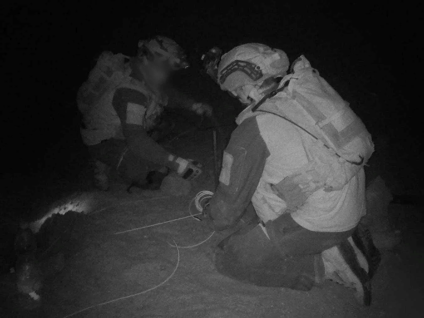 לוחמינו פועלים להשמדת פיר מנהרה ברפיח.