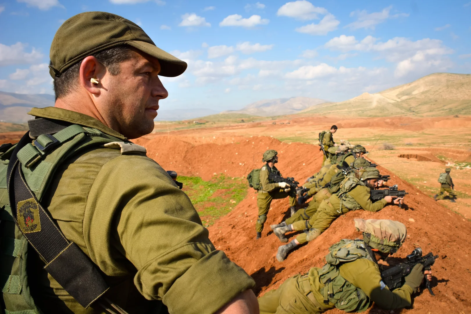 תת אלוף עופר וינטר. "קצין שדה מצטיין". 