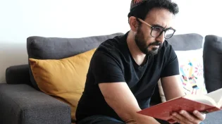 האם מותר להגיד ברכות השחר בצהריים?