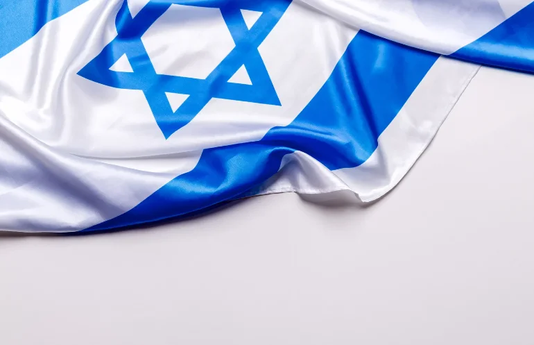 יצירות ליום העצמאות שאפשר להכין בבית עם הילדים יצירות ליום העצמאות שאפשר להכין בבית עם הילדים