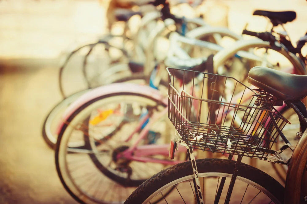 האם מותר לאישה לרכוב על אופניים?