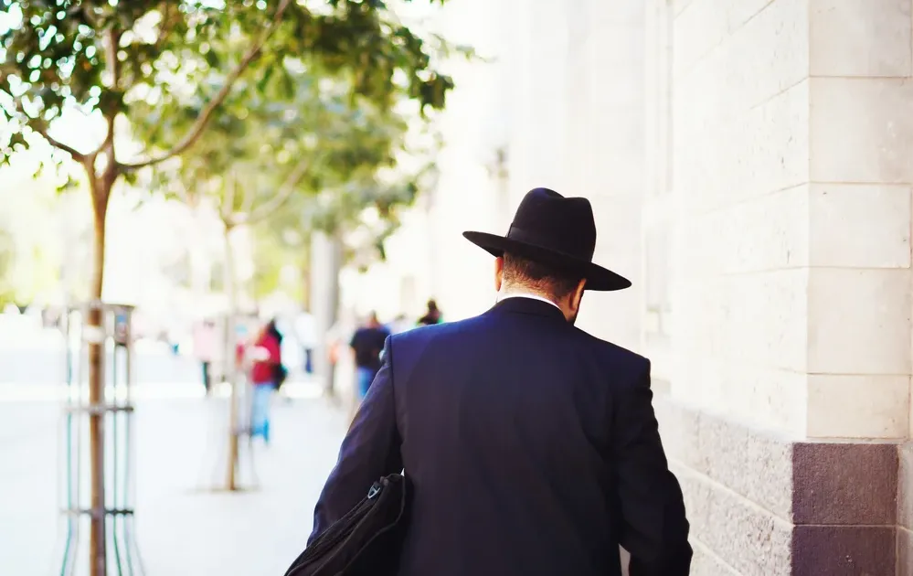 גדול הדור שהיה מוכן להשפיל את עצמו, רק בשביל לא לפגוע גדול הדור שהיה מוכן להשפיל את עצמו, רק בשביל לא לפגוע