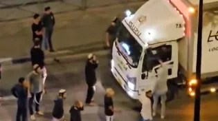 במרכז ירושלים: כך פועלים נגד סיוע לעזה