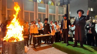 מזכה הרבים הרב ליאור גלזר בהדלקה לכבוד רבי שמעון