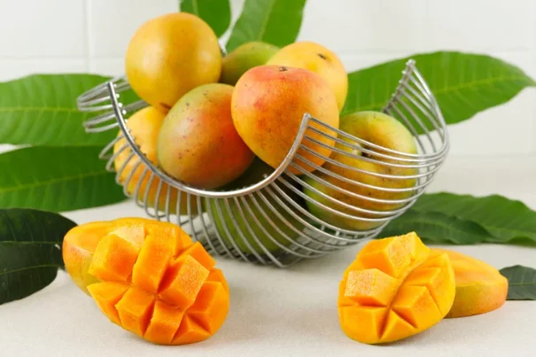 5 יתרונות בריאותיים מדהימים של מנגו, שאולי לא הכרתם 5 יתרונות בריאותיים מדהימים של מנגו, שאולי לא הכרתם
