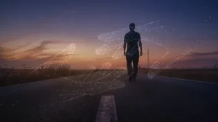 הרב שקלים: "מלאכים ונשמות של צדיקים מלווים אותנו"