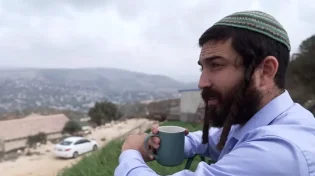 חבר הכנסת ברח למיגונית במהלך הסיור