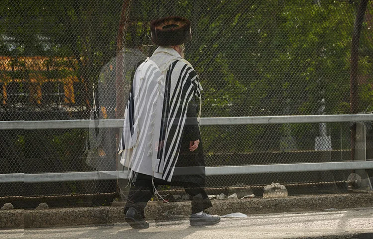 גדול הדור הטיל פצצה: "אני עוזב" גדול הדור הטיל פצצה: "אני עוזב"