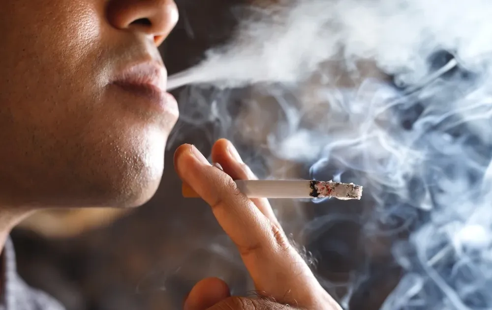 האם מותר לעשן בשבועות? האם מותר לעשן בשבועות?