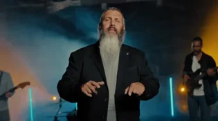 כל הסימנים בספר נרמזים בסתר: ביט על הפרשה