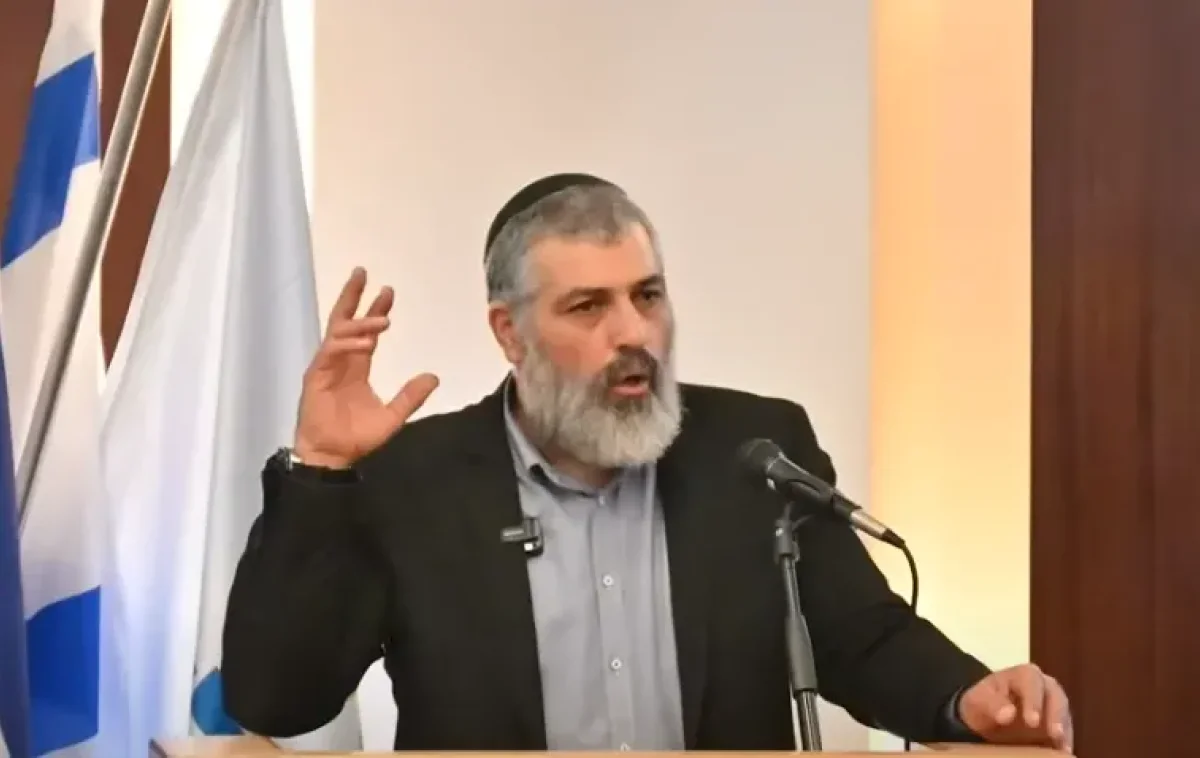 צבי יחזקאלי