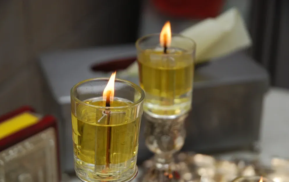 האם אסור לפתוח בשבת מטריה?