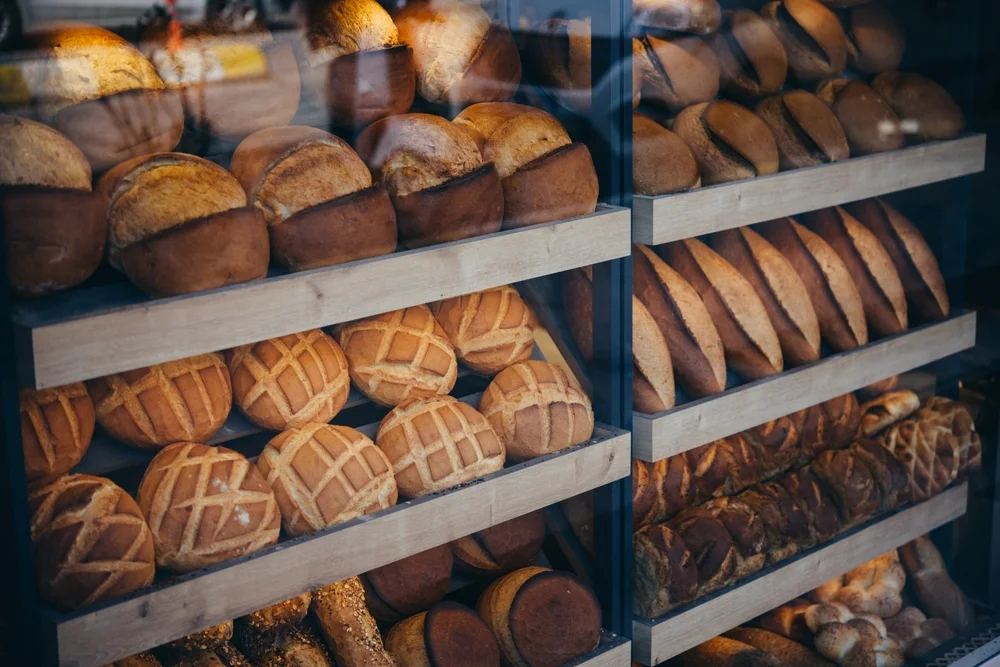 האם חובה לאכול לחם בשבת?