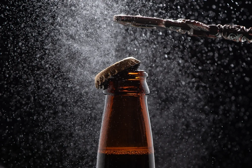 האם מותר לפתוח בקבוק בירה בשבת?