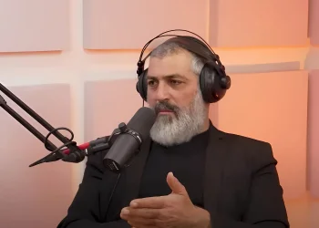 צבי יחזקאלי.