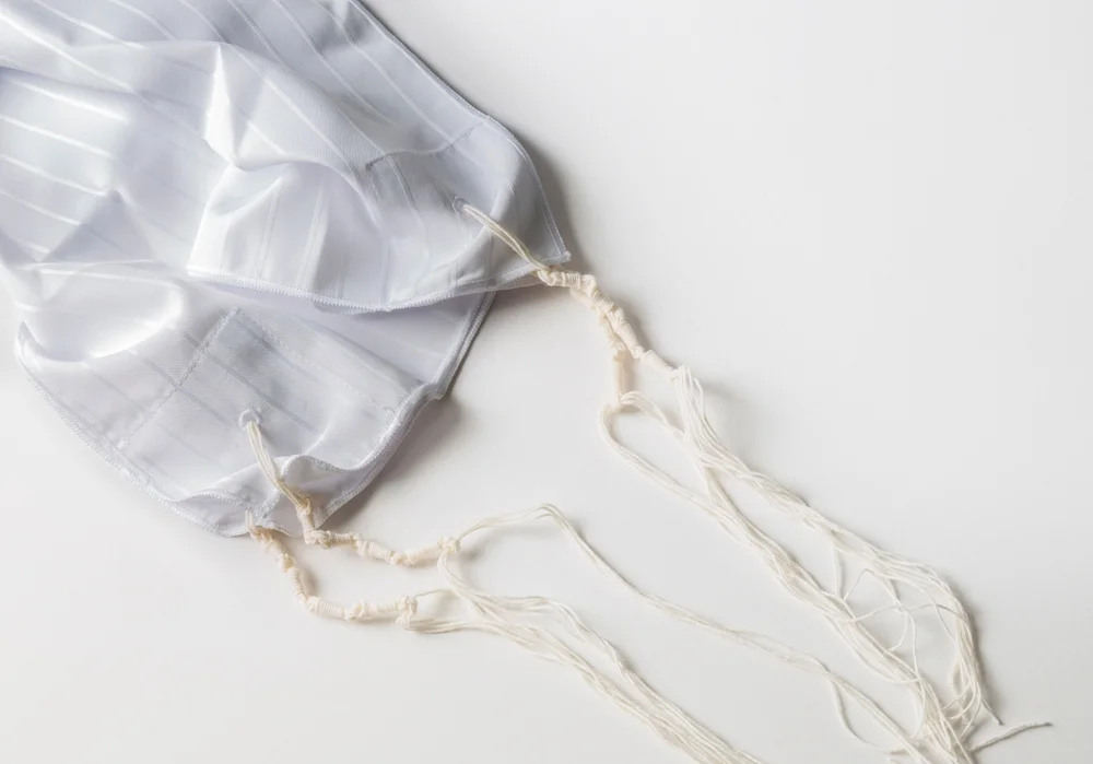 האם מותר לזרוק טלית קטן?