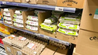 האם מותר לאכול ביצים בחו"ל?