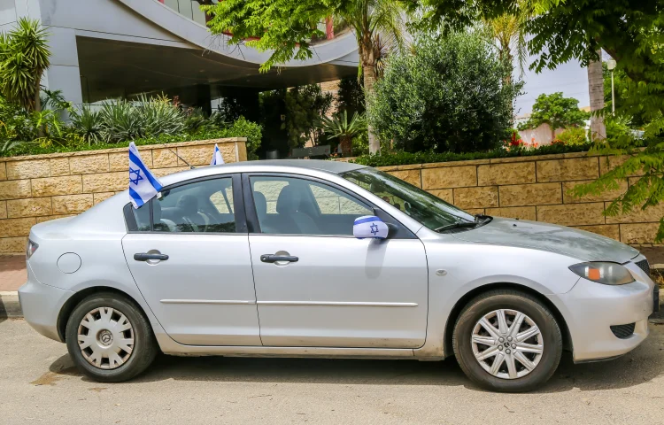 פעוט בן שנתיים נפטר לאחר שנשכח ברכב סגור באשדוד