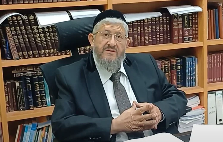 מצבו של הגאון הרב רפאל יהודה דרעי מוסיף להיות קריטי מצבו של הגאון הרב רפאל יהודה דרעי מוסיף להיות קריטי