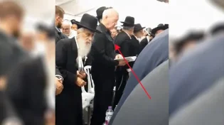 הנקודה היהודית: כשגלנט הצטרף לתפילת ערבית