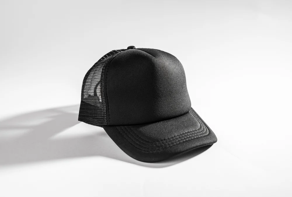 האם מותר לחבוש כובע בשבת? האם מותר לחבוש כובע בשבת?