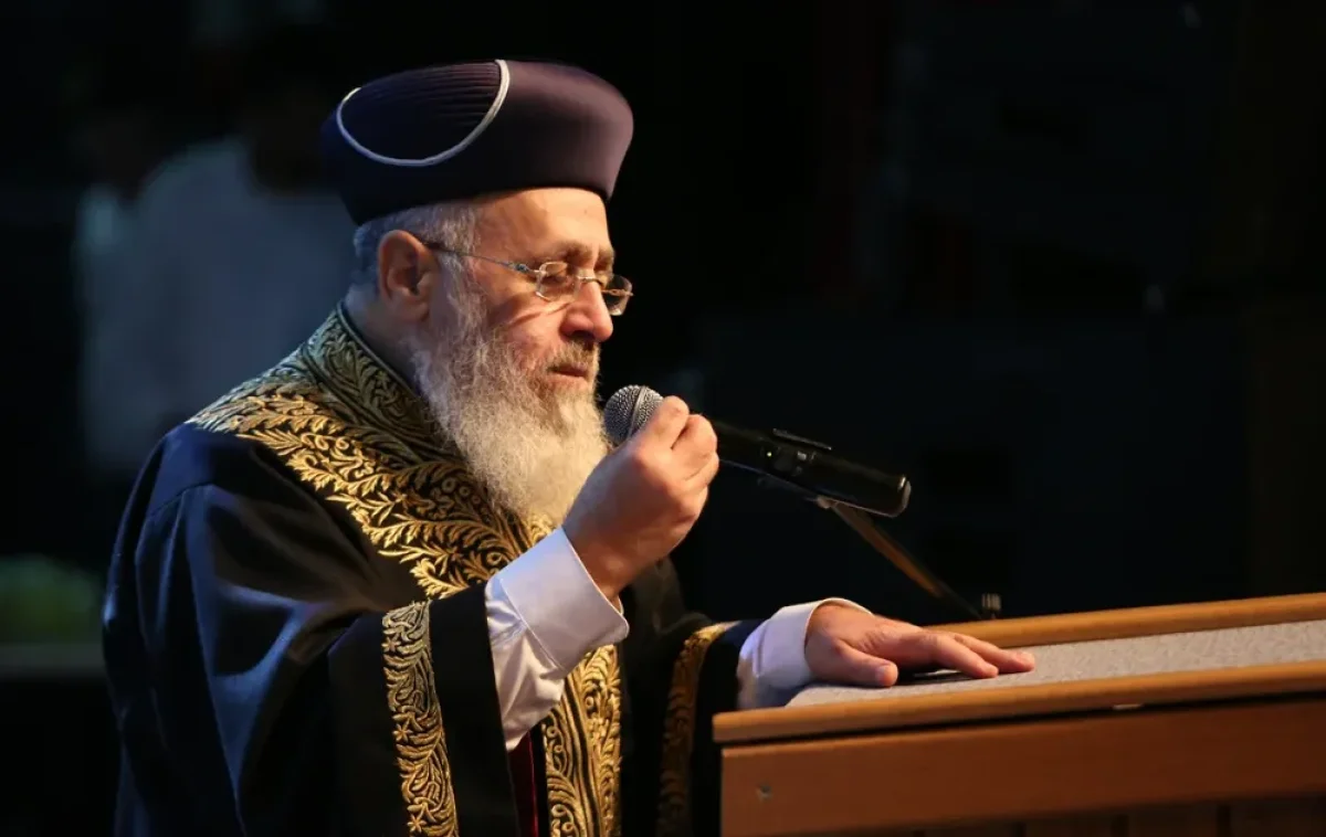 הראשל"צ במתקפה: "כל בן תורה שמקבל צו - שיקרע אותו" הראשל"צ במתקפה: "כל בן תורה שמקבל צו - שיקרע אותו"