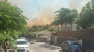 פינוי תושבים ביבנאל עקב שריפות שמשתוללות 