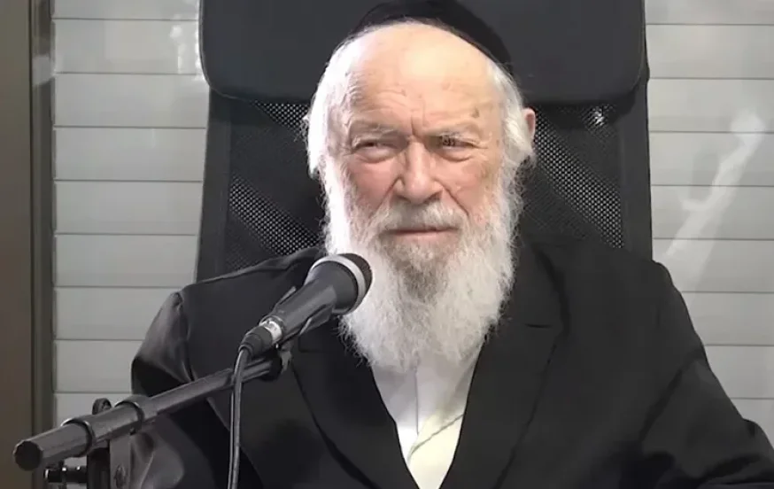 פסק הלכה מפתיע: הגר"י זילברשטיין מחייב עמידה בחופה פסק הלכה מפתיע: הגר"י זילברשטיין מחייב עמידה בחופה