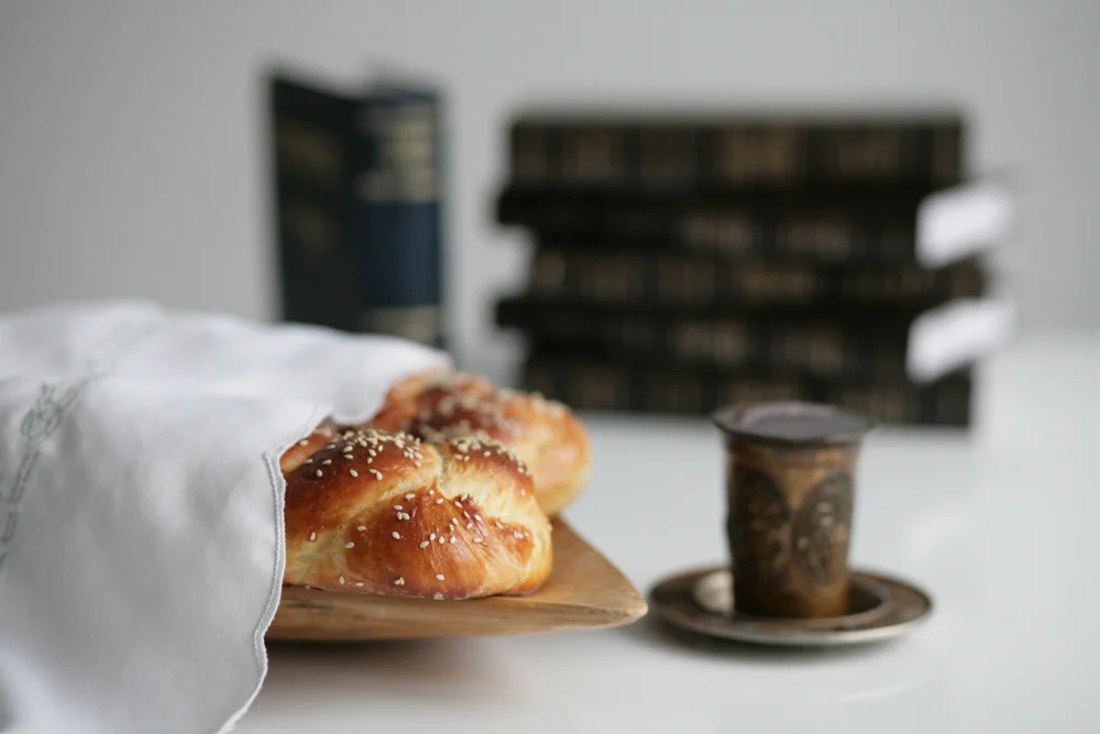 האם מותר לקרוא שיר השירים בשבת?