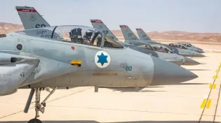 צפו: ההכנות בחיל האוויר לתקיפה בתימן
