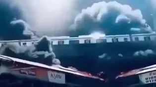 המהומות האלימות בבנגלדש: הרכבת דהרה לתוך האש