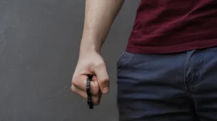 המפקד יועמד לדין לאחר שהיה אלים&nbsp;לחרדים