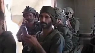 תיעוד מצמרר: הקדיש על החטופים שנמצאו
