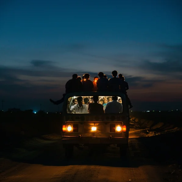 שלילה על המקום. אבל הוא בסה"כ רצה לעזור ל-15 איש