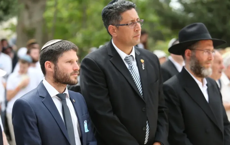 כתב אישום חמור של השר סמוטריץ' נגד התקשורת הישראלית: "מנסים לקלקל את החגיגה" כתב אישום חמור של השר סמוטריץ' נגד התקשורת הישראלית: "מנסים לקלקל את החגיגה"