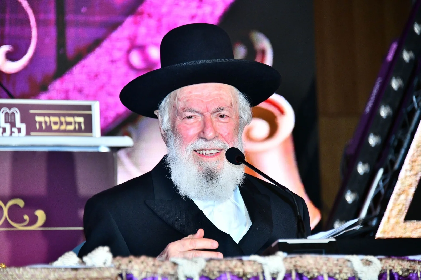 לנוכח הפיגוע בחולון - הרב זילברשטיין קורא לשמור שבת