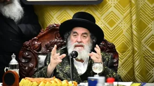 האדמו"ר מויז'ניץ: "אין להתייצב בלשכות הגיוס" 