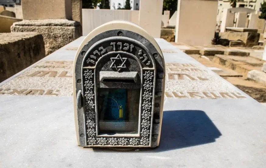 מצמרר: האם הכינה אוכל לשבעה של עצמה מצמרר: האם הכינה אוכל לשבעה של עצמה