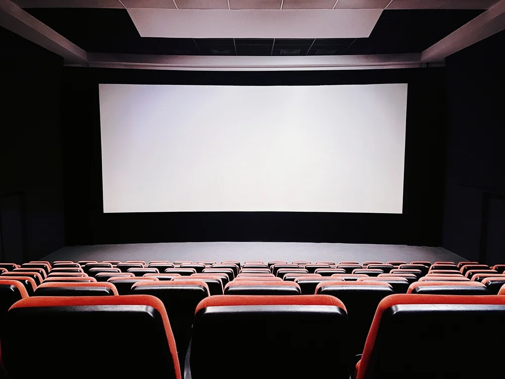 האם מותר ללכת לסרט בתשעת הימים? האם מותר ללכת לסרט בתשעת הימים?