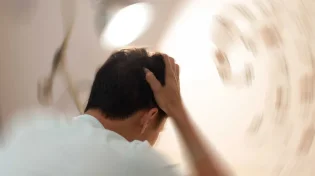 קיבל חיסון קורונה: "אני רואה מטושטש!!!"