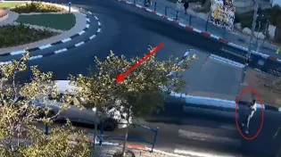 זהירות: הרכב נכנס למעבר החצייה ופגע בילד