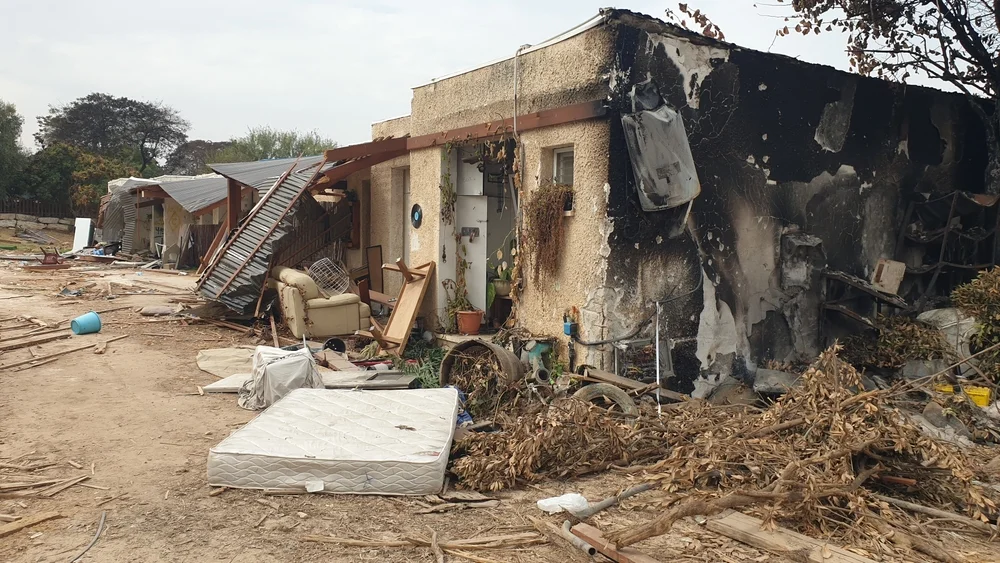 "כמו לחזור ל-6.10": זעם בעוטף על הפסקת מימון המלונות "כמו לחזור ל-6.10": זעם בעוטף על הפסקת מימון המלונות