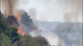שריפת ענק בצור יצחק מתקרבת לבתים