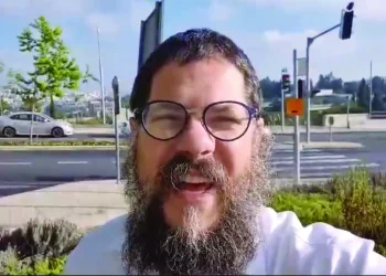 הרב שניאור אשכנזי במסר מחזק 