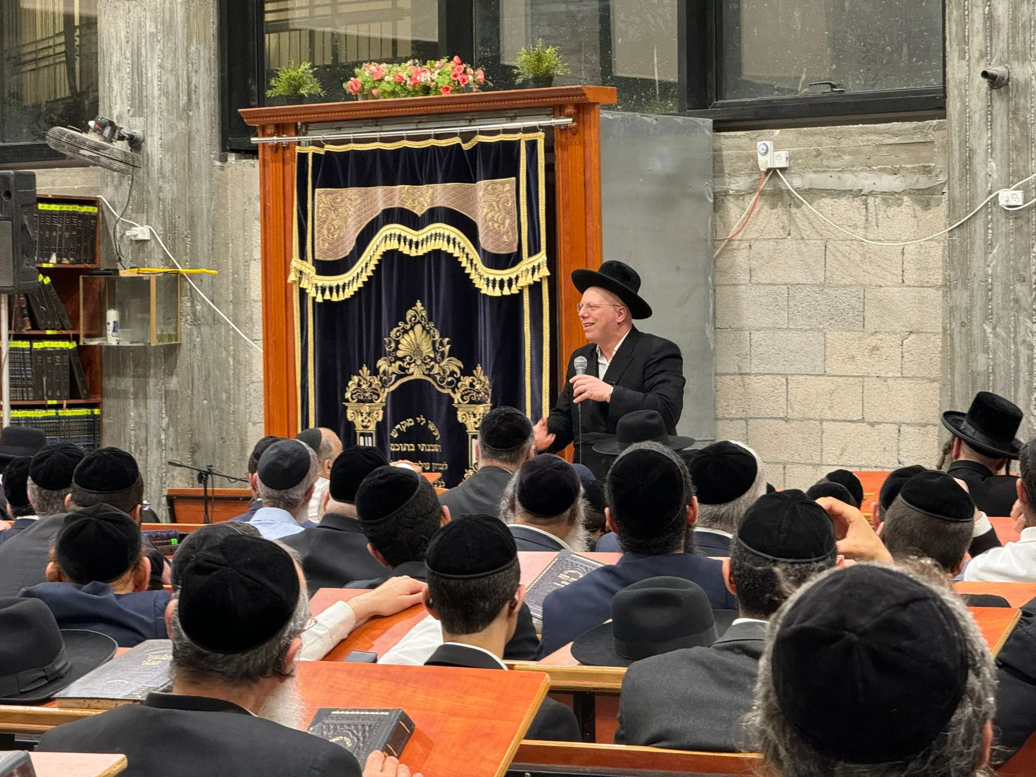 במלאות השבעה: עצרת התעוררות לבחור שנפטר בפתאומיות במלאות השבעה: עצרת התעוררות לבחור שנפטר בפתאומיות