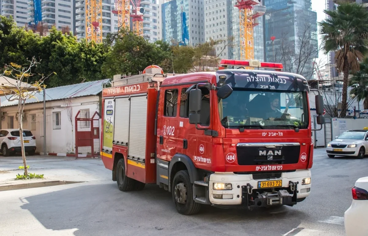 תעכב את הכבאים: הוראה חדשה לשריפות שמסכנת חיים 