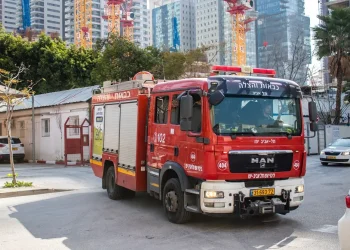 תעכב את הכבאים: הוראה חדשה לשריפות שמסכנת חיים 